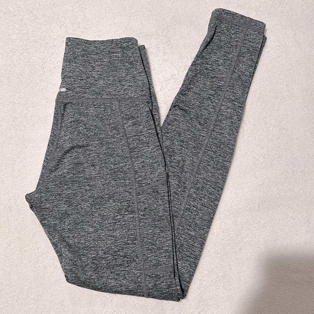 Aerie gray chill play move fleece lined leggings with pockets size S